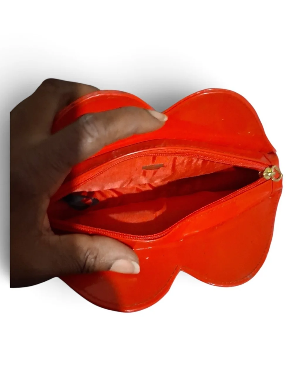 Moschino eye catching